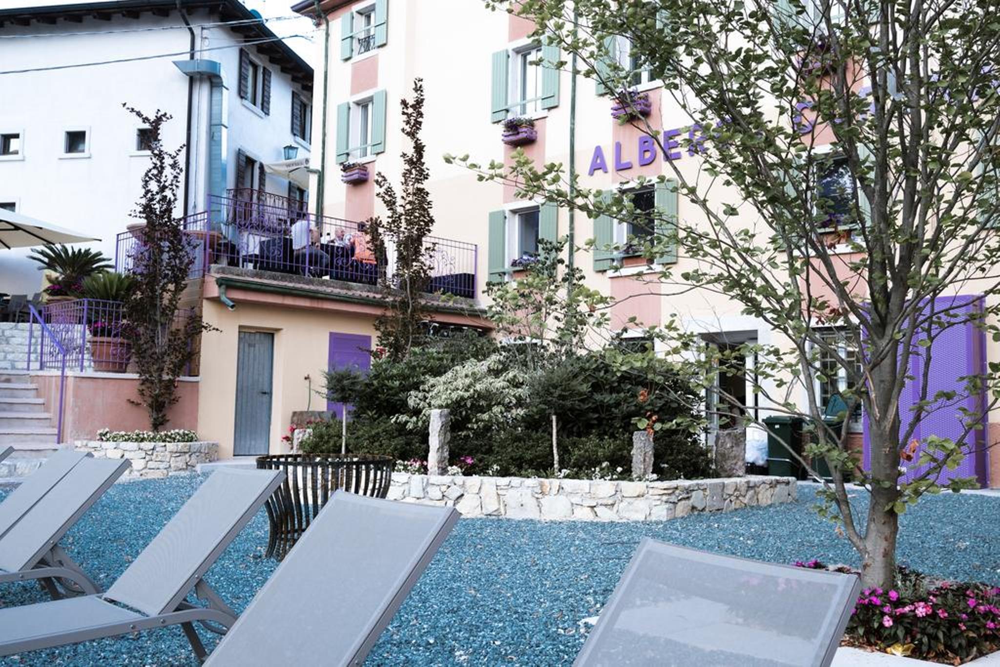 Hotel Corona Spiazzi Di Caprino Экстерьер фото